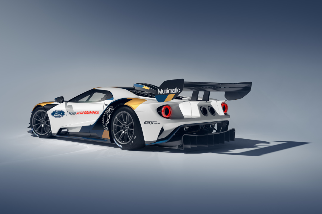 SMALL_4K_FORD_GT_MKII_S-3